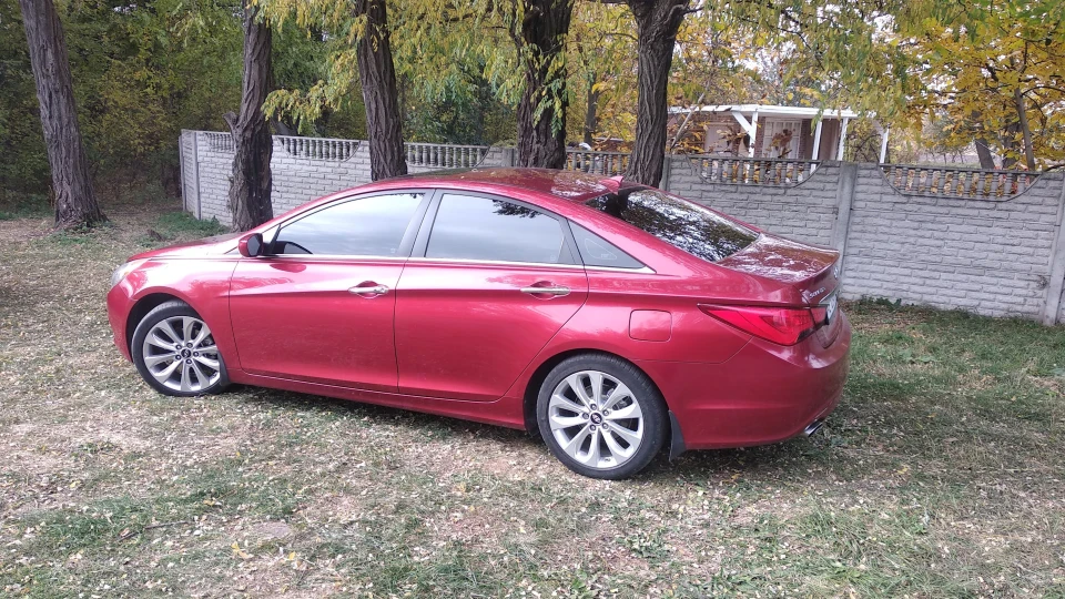 Hyundai Sonata Sport 3