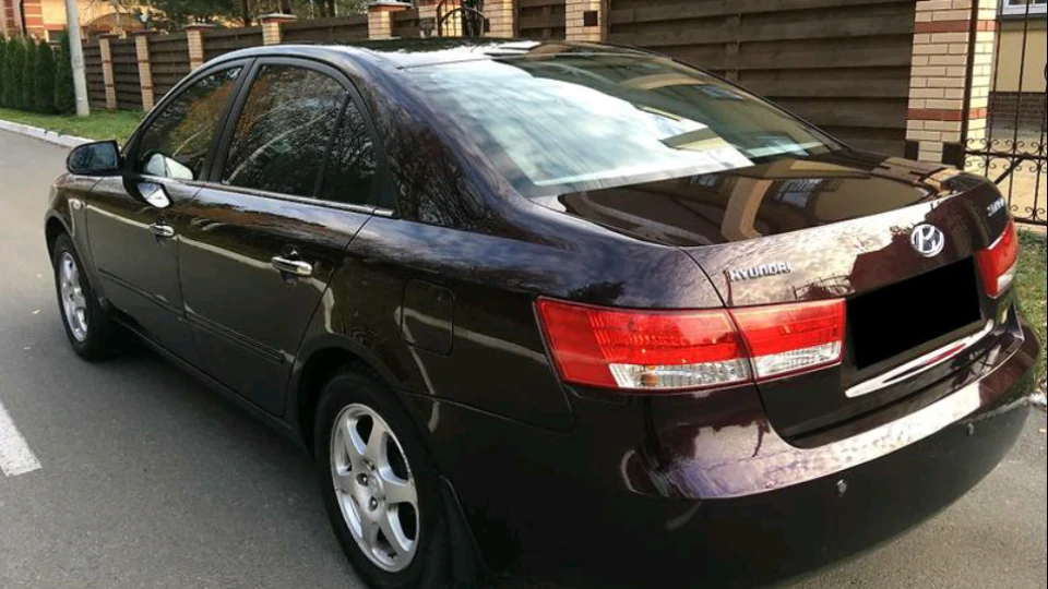 Hyundai Sonata VELVET RED 3