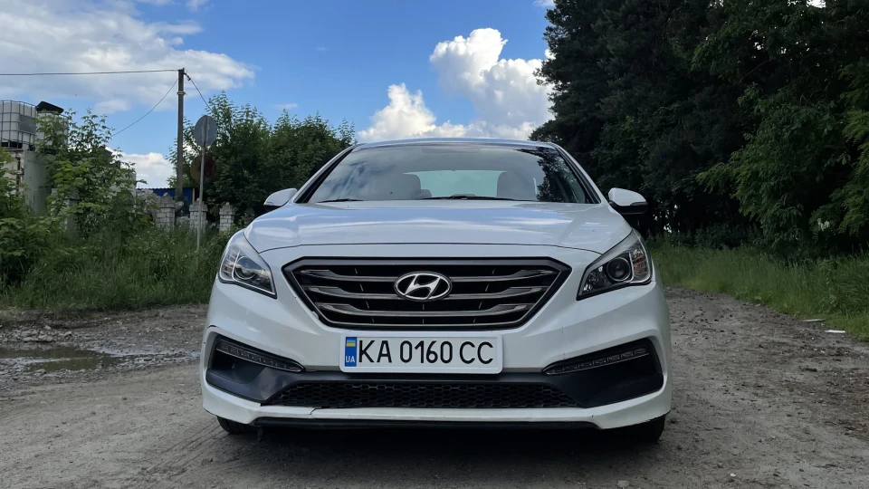 Hyundai Sonata White Spirit 2