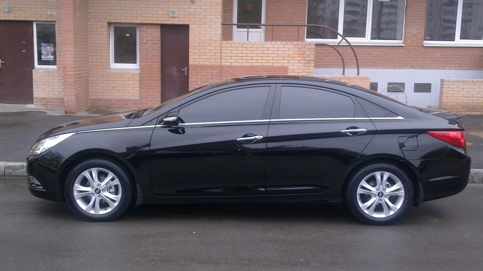 Hyundai Sonata YF 2