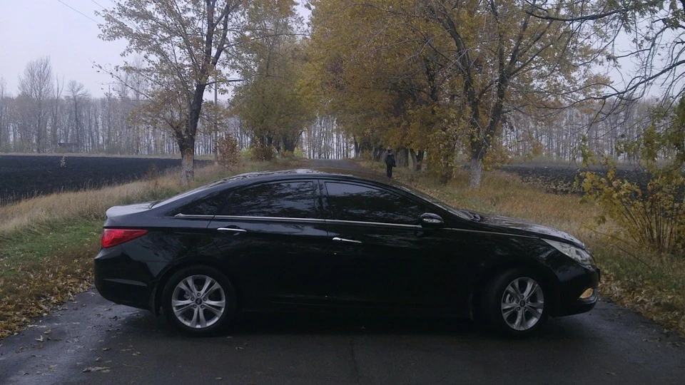 Hyundai Sonata YF 5