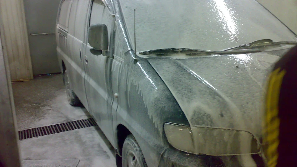 Hyundai Starex 4