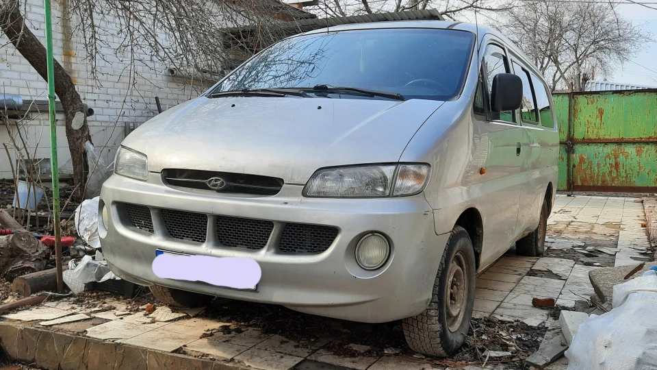 Hyundai Starex H200 2