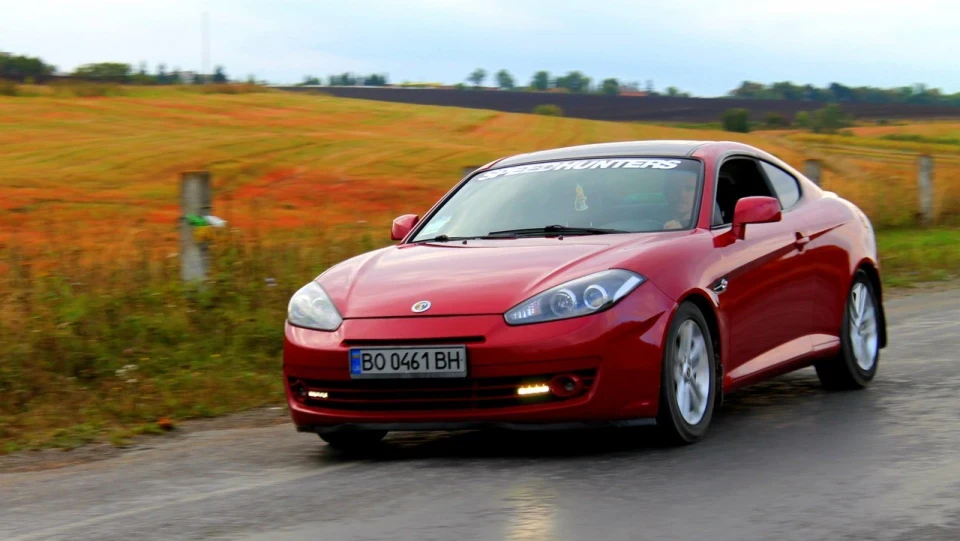Hyundai Tiburon 2
