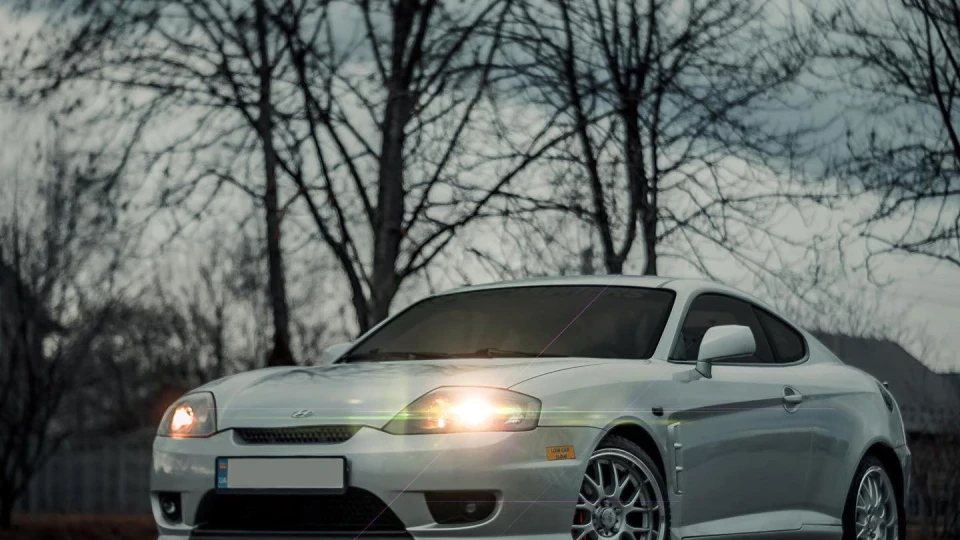 Hyundai Tiburon 2