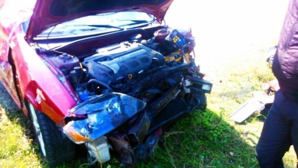Hyundai Tiburon 2