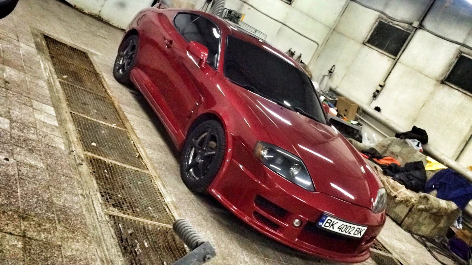 Hyundai Tiburon 2