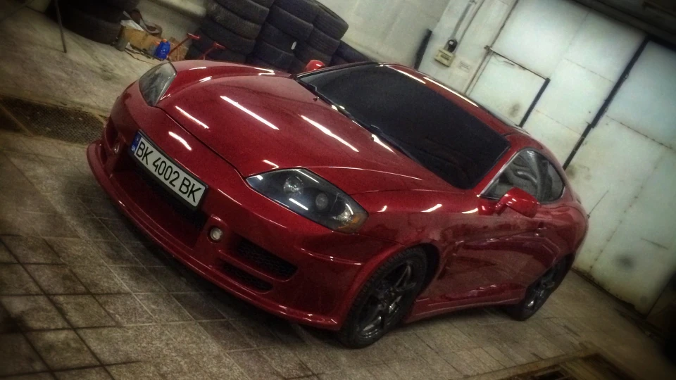 Hyundai Tiburon 3