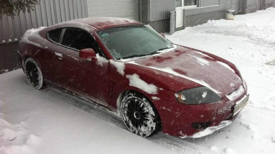 Hyundai Tiburon 2.0 АТ 2