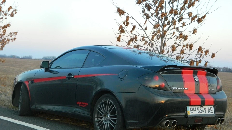 Hyundai Tiburon 2.7v6 3