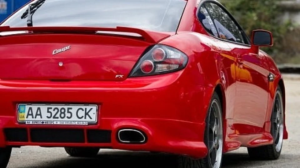Hyundai Tiburon Псевдо ферарі! 2