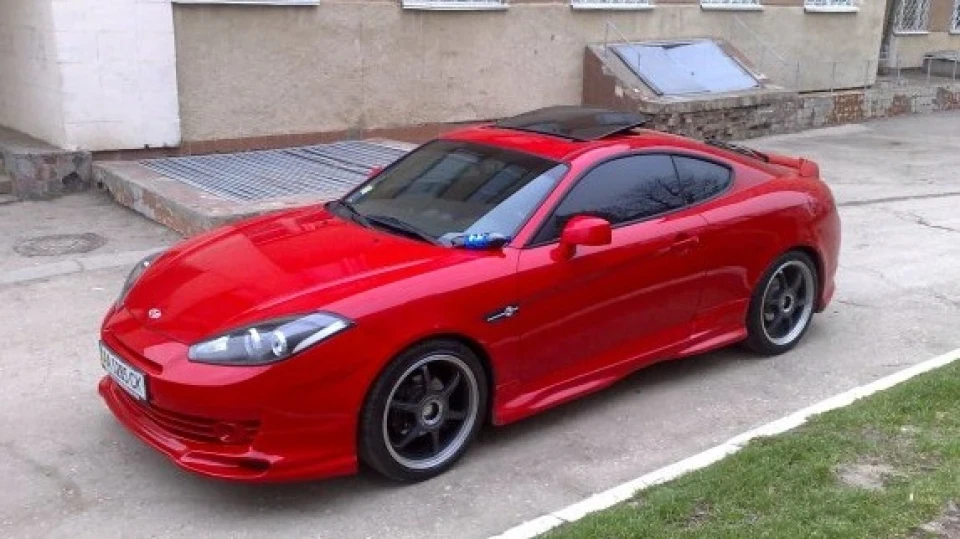 Hyundai Tiburon Псевдо ферарі! 3