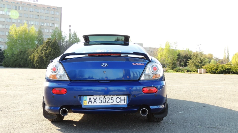 Hyundai Tiburon Синя акула