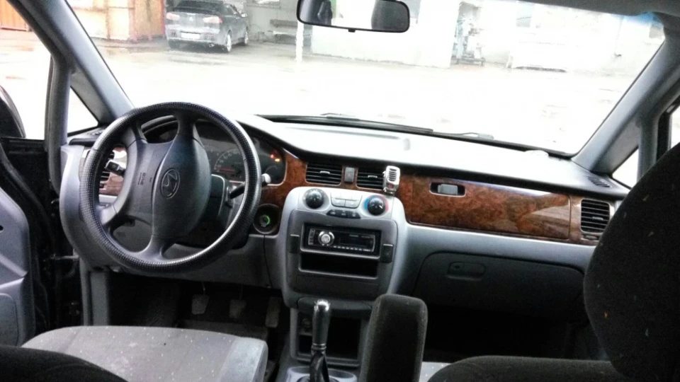 Hyundai Trajet 2.0 турбо 2