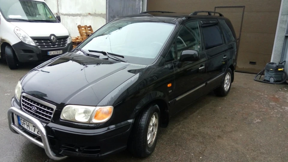 Hyundai Trajet 2.0 турбо 3
