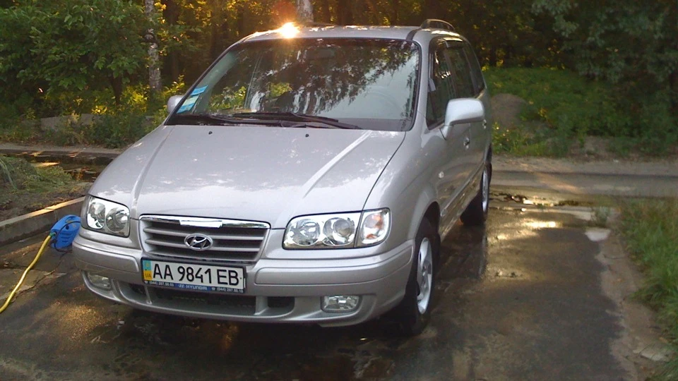 Hyundai Trajet GL "EC004101E" 3