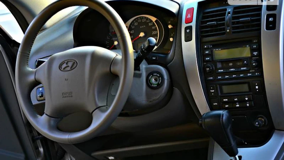 Hyundai Tucson 4