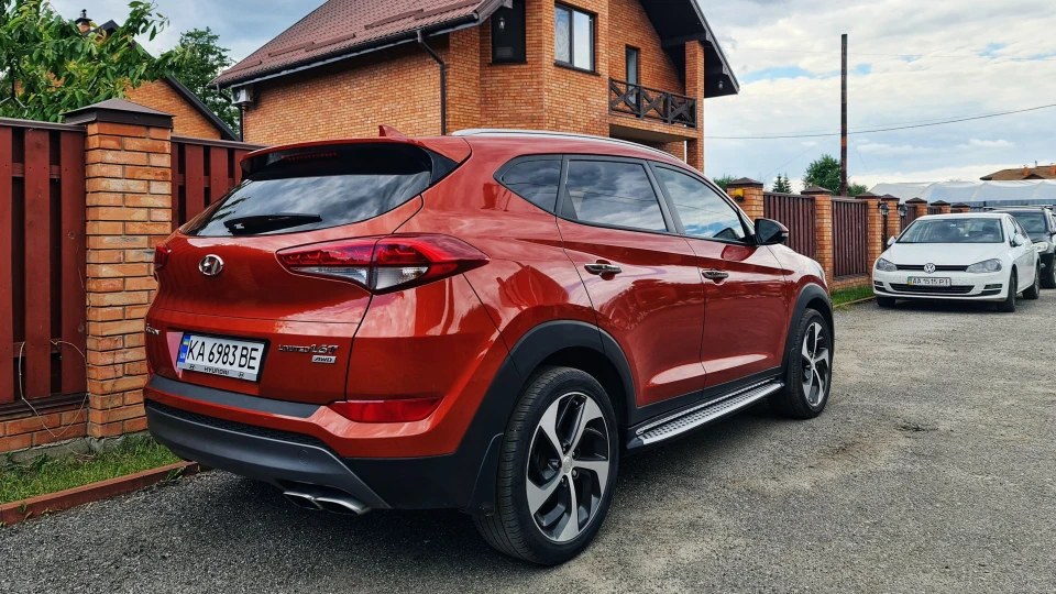Hyundai Tucson 1.6 T-GDi AT 4WD Top 2