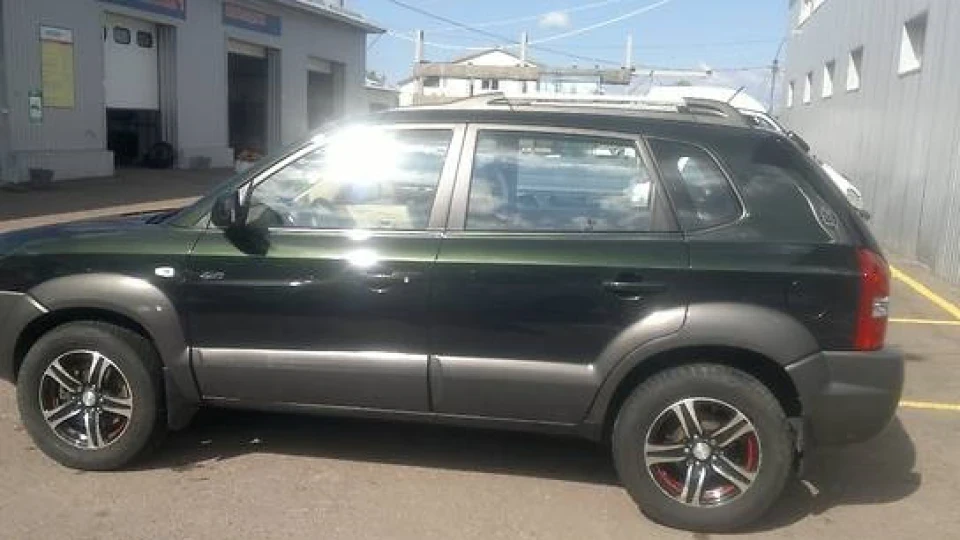 Hyundai Tucson 2-х літрова колісниця 5