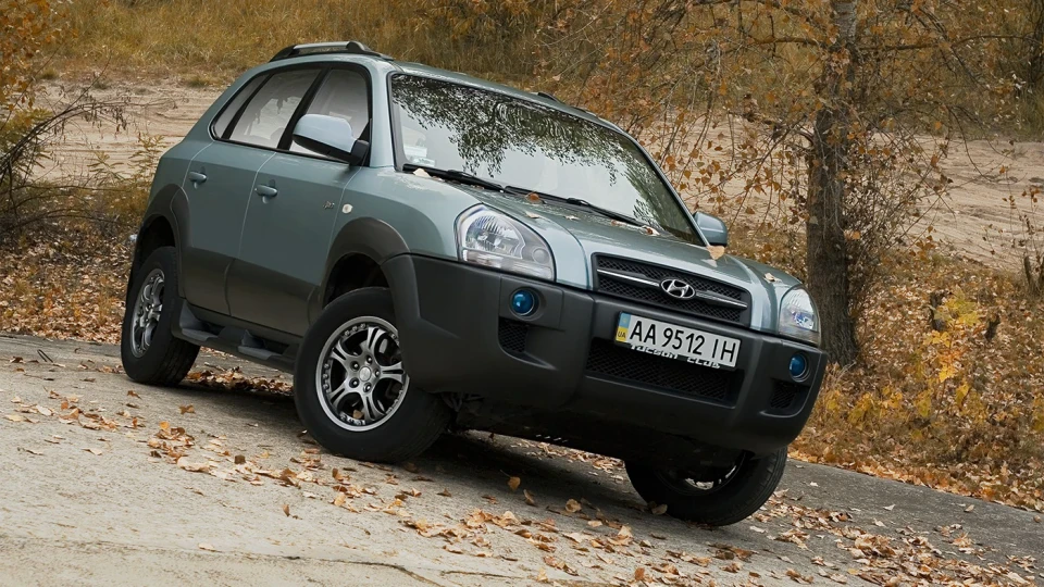 Hyundai Tucson 2.0 CRDi 4WD AT Blue sky