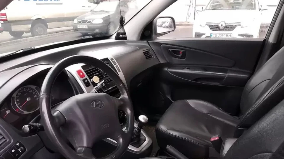 Hyundai Tucson 2.0 CRDi 6MT 3