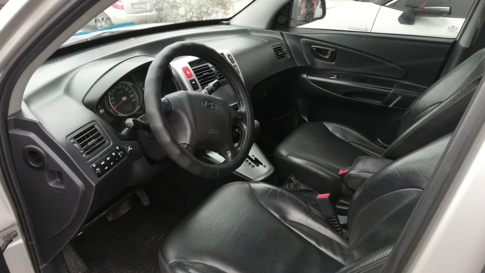 Hyundai Tucson 2.0 повний атомат 3