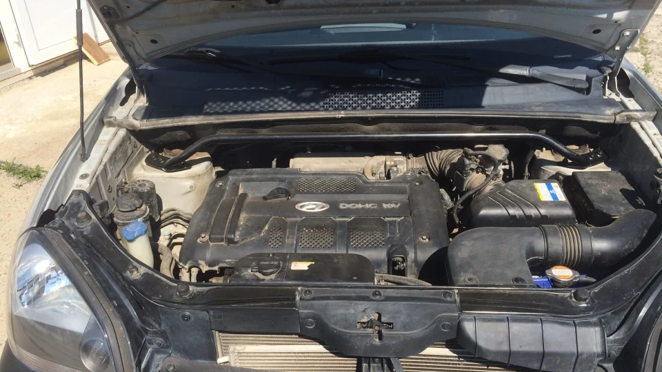 Hyundai Tucson 4WD 2,0 AT 4