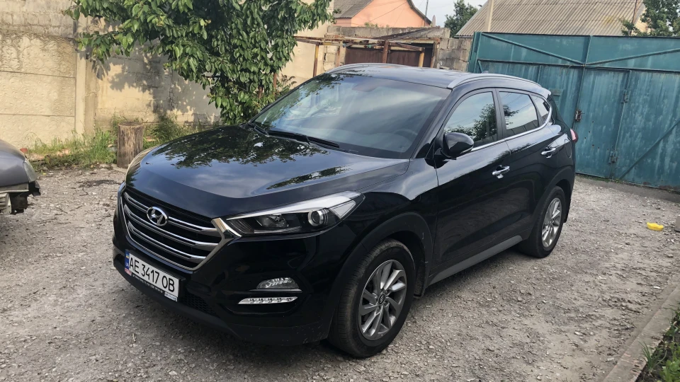 Hyundai Tucson Black Phantom 3
