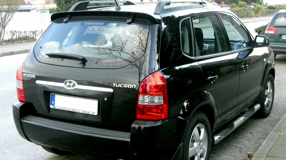 Hyundai Tucson чорний бобік 2