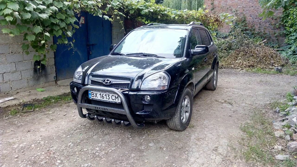 Hyundai Tucson Чорний металік