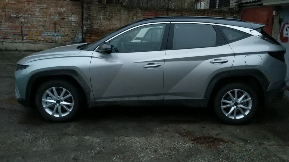 Hyundai Tucson Гібрид 2
