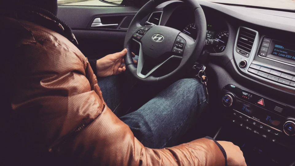 Hyundai Tucson Червоне