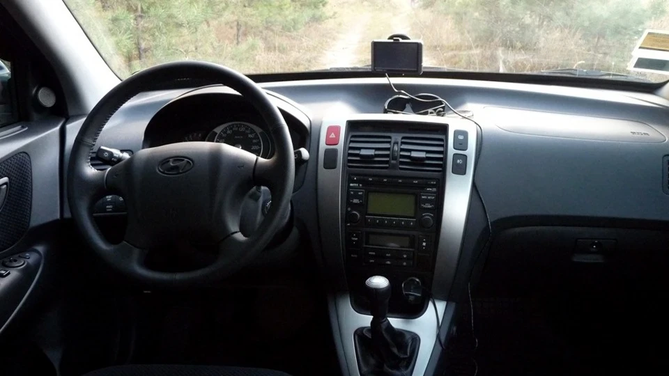 Hyundai Tucson синій 2.0 бензин/газ 4WD 5