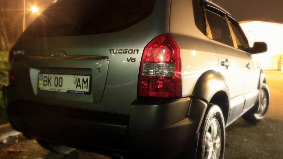 Hyundai Tucson SubRosa Project 2