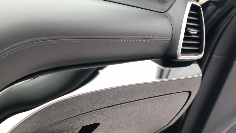 Hyundai Tucson Тимчасово-сірий 5