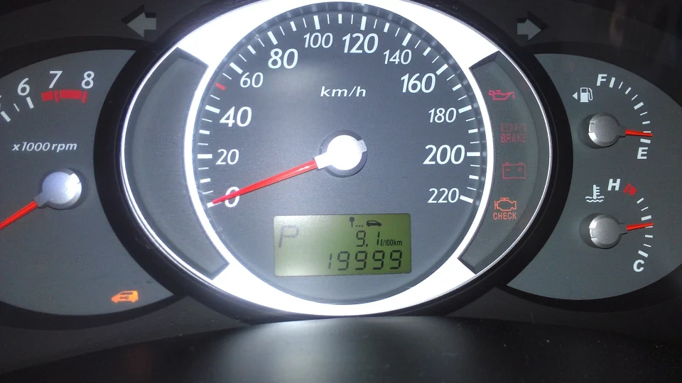 Hyundai Tucson Друга дружина) 3