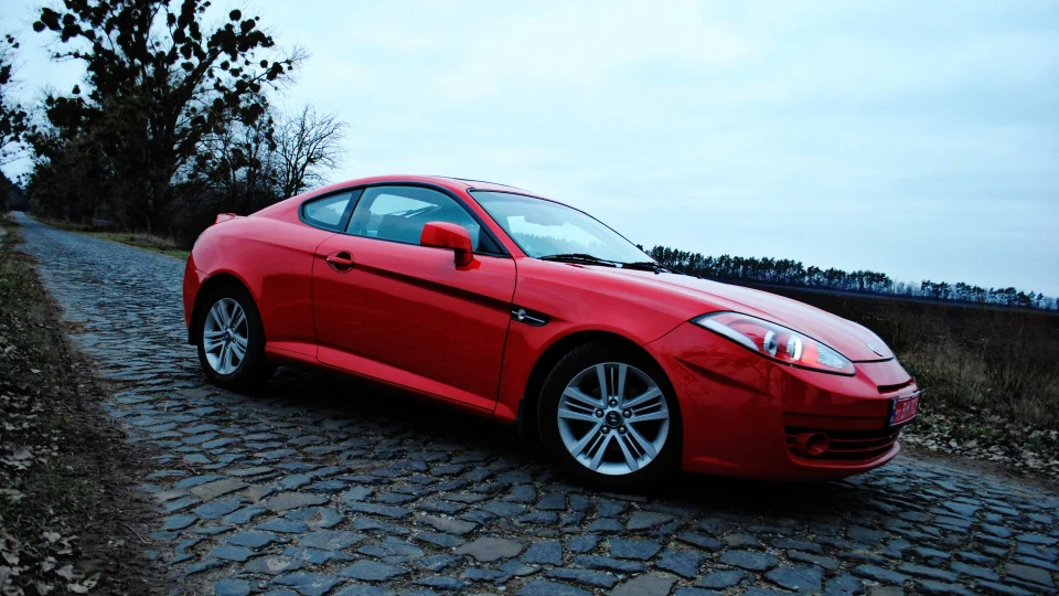 Hyundai Tuscani 4