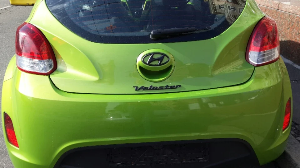 Hyundai Veloster 5