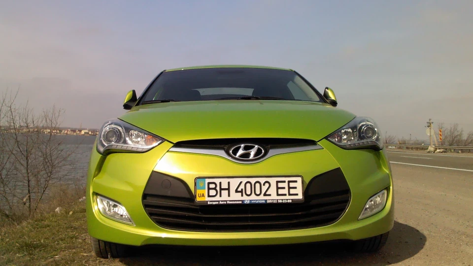 Hyundai Veloster Космічна жаба