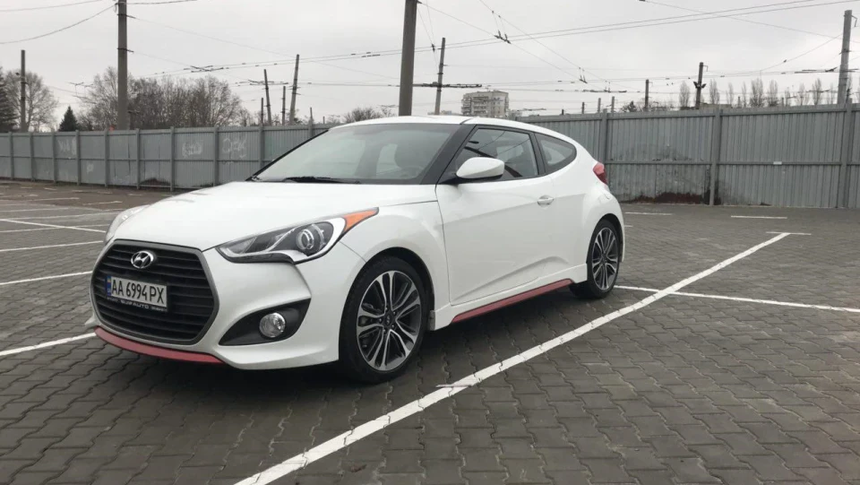 Hyundai Veloster R Spec 3
