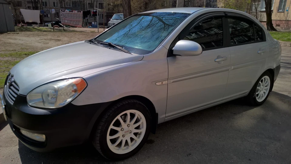Hyundai Verna 3