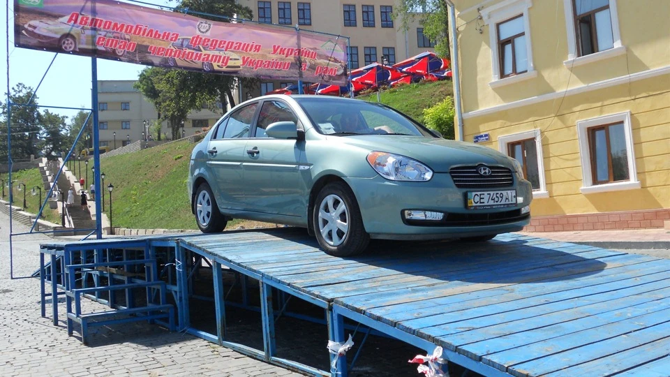 Hyundai Verna 1.4 automatic 4