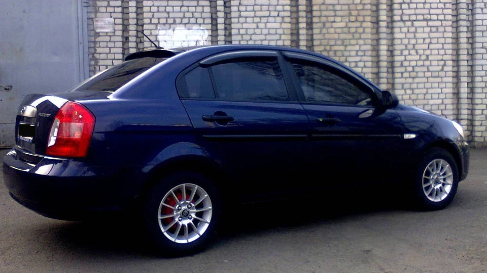 Hyundai Verna .Accent_на_швидкість. 2