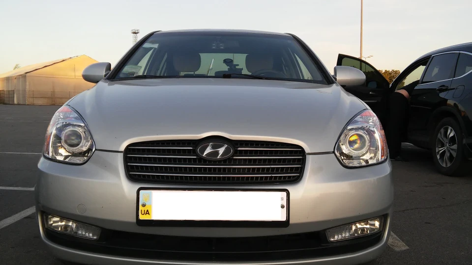 Hyundai Verna Ацик 2