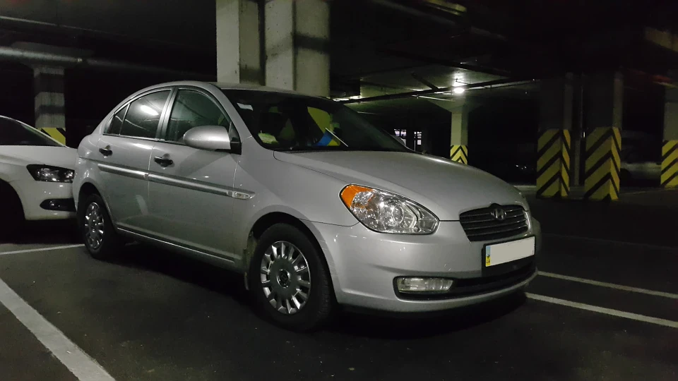 Hyundai Verna Ацик 5