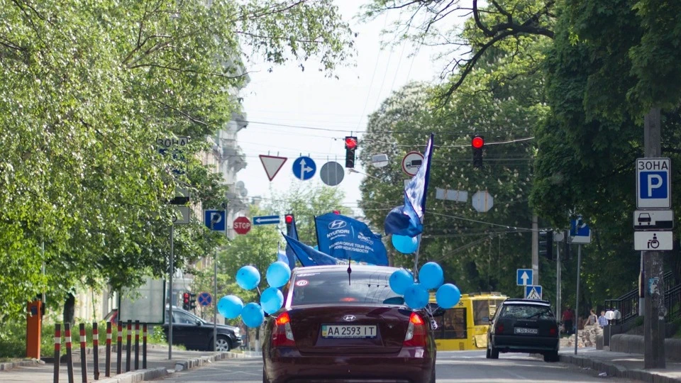 Hyundai Verna CRDi трактор 4
