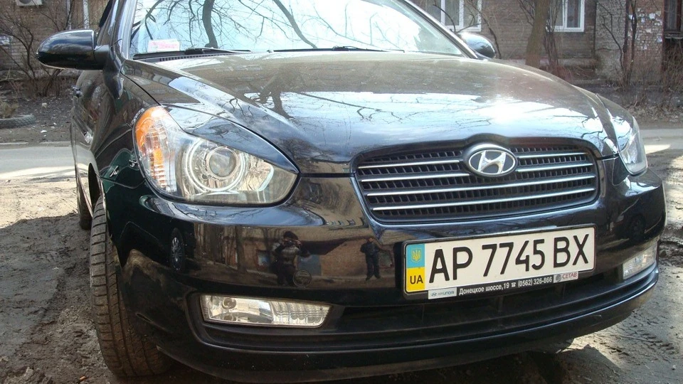 Hyundai Verna Zluka 2