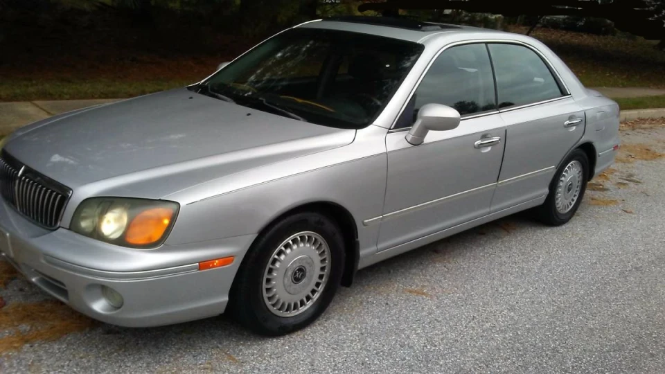Hyundai XG 300 2