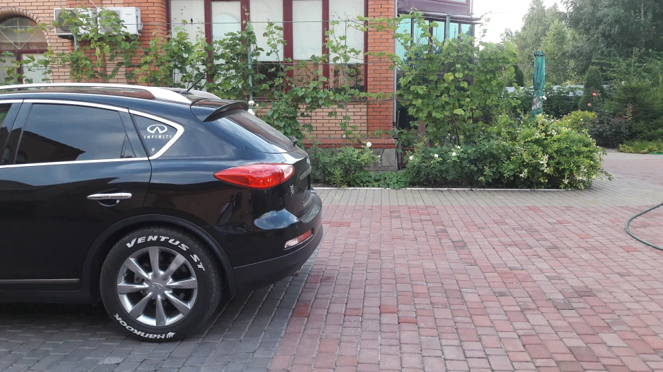 Infiniti EX 3.7S V6 350 л.с 3
