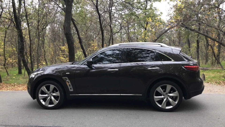 Infiniti FX